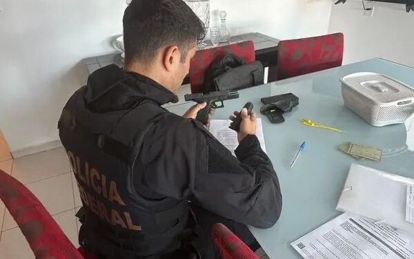 PF investiga PMs, CACs e lojistas por venda ilegal de armas e munições para facções de AL