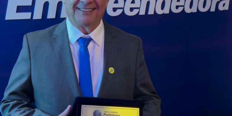 Em Brasília, prefeito de São Miguel dos Campos representa Alagoas em Prêmio Sebrae Prefeitura Empreendedora