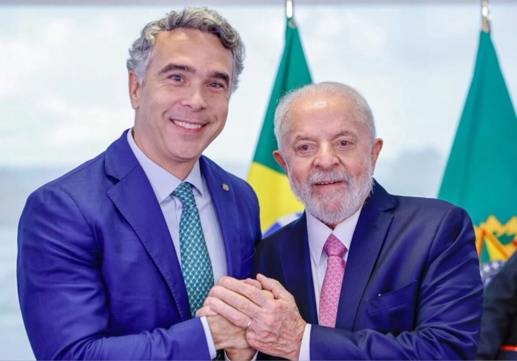 15+13 = Xeque-mate na militância