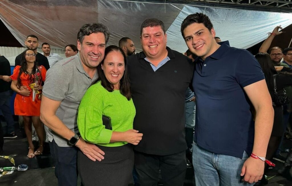 Prefeita marca presença nos 60 anos de Festival da Juventude em Santana do Ipanema