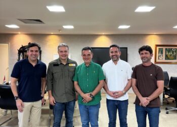 Prefeito e Vice de União dos Palmares se reúnem com Paulo Dantas e autoridades