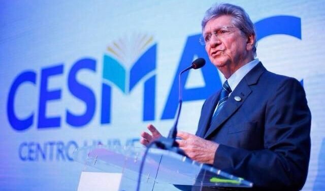 Reitor do Cesmac, João Sampaio recebe título de Doutor Honoris Causa