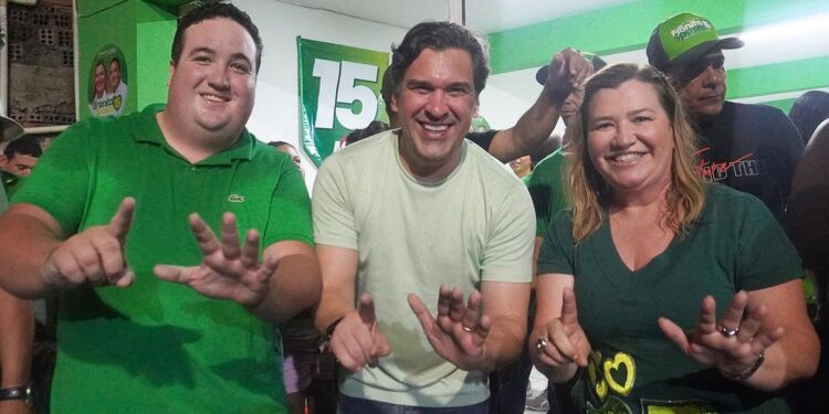 Deputado Isnaldo Bulhões participa de grande caminhada de Eronita Sposito em Porto Calvo