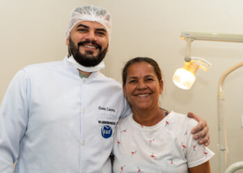 ‘Sem a prótese, tinha vergonha de conversar’, diz beneficiária que recebeu prótese dentária da Prefeitura de Santana