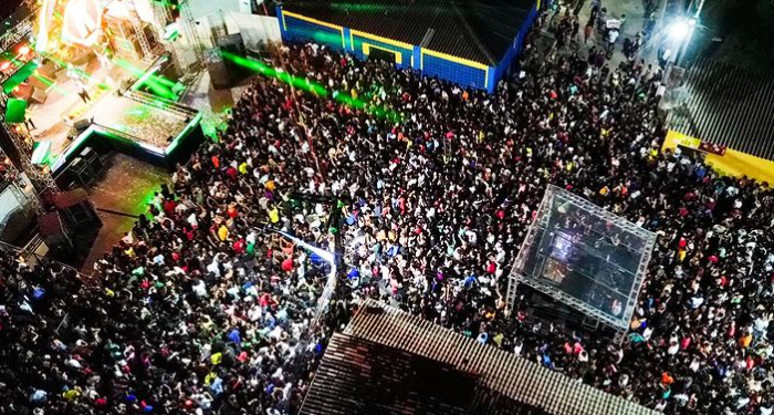 Festa da vitória do prefeito Ellisson Santos reúne multidão e lideranças