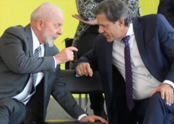 Haddad afirma que está avançando em corte de gastos com Lula
