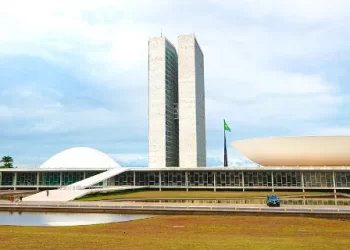 Comissão da Câmara Aprova Proposta que Limita Ações de Inconstitucionalidade por Omissão