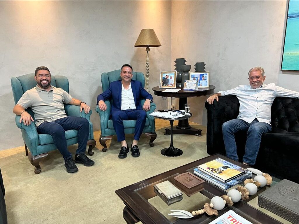 Prefeito de Viçosa e governador Paulo Dantas discutem novos projetos para o futuro do município