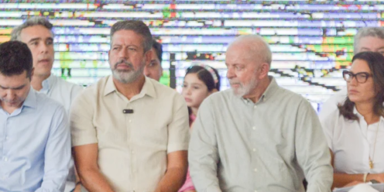 STF intima Lula e Arthur Lira em ação sobre processo do INSS