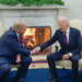 Trump e Biden se encontram na Casa Branca e discutem sobre uma “transição pacífica”