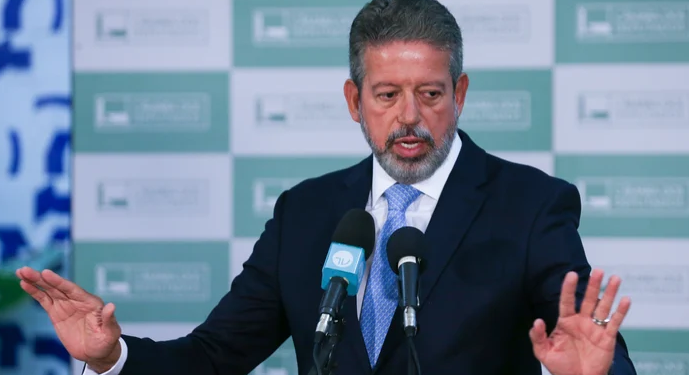 Arthur Lira promete definir PL da Anistia até o fim de seu mandato na presidência da Câmara