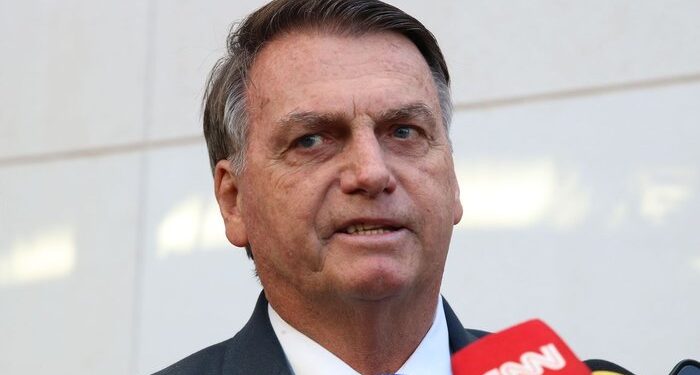 Em meio a debates sobre anistia, Jair Bolsonaro visita Maceió com apoio de lideranças