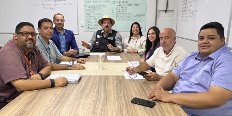 Prefeito Gilberto Gonçalves recebe Juiz Flávio Luiz da Costa do TRT/AL para firmar adesão da gestão ao Projeto Mutirão Vaga Inclusiva na Região Metropolitana