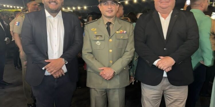 Fernando Cavalcante participa da formatura do Curso de Habilitação de Oficiais da PM de Alagoas