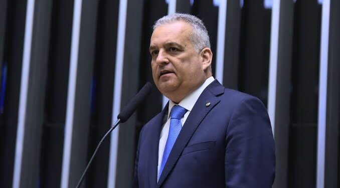 Alfredo Gaspar pode ser fortalecido pelo União Brasil para candidatura no Senado