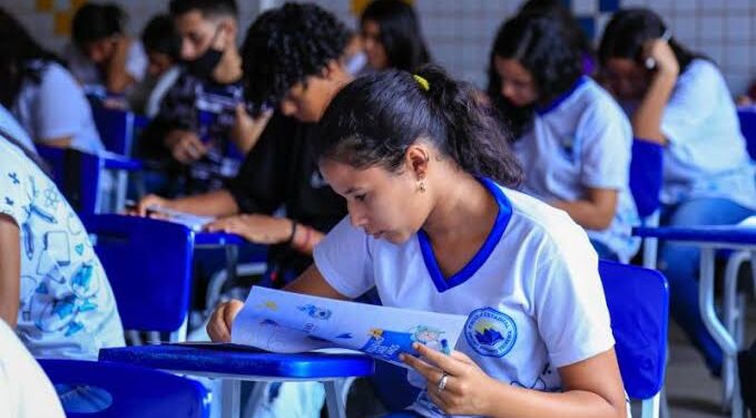 Alagoas se destaca como segundo estado do Brasil com maior avanço no Saeb