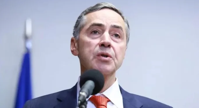 Barroso recebeu propostas de exílio em meio a ameaças golpistas de 2022