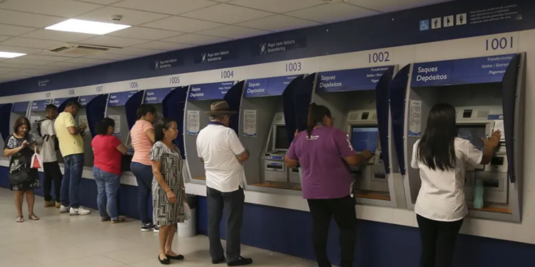 Prazo para sacar abono salarial PIS-Pasep 2024 termina nesta sexta-feira (27)