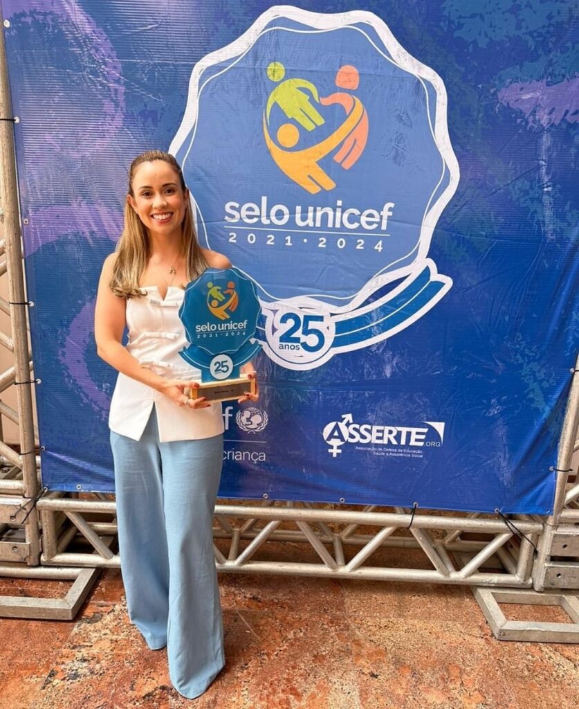 Primeira-dama de Belo Monte representa município em conquista de Selo UNICEF