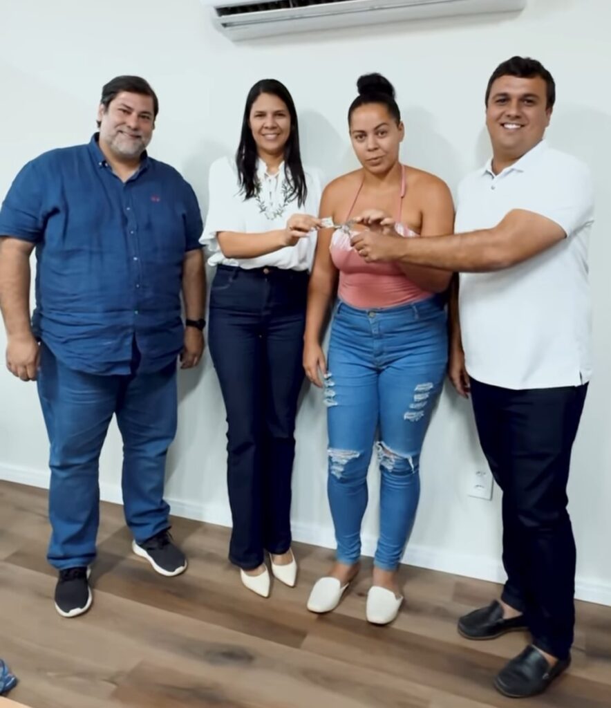 Prefeitura de Girau do Ponciano entrega novas moradias em comunidade do município