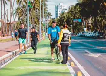 Câmara de Maceió aprova audiência pública sobre impactos da Faixa Verde na orla