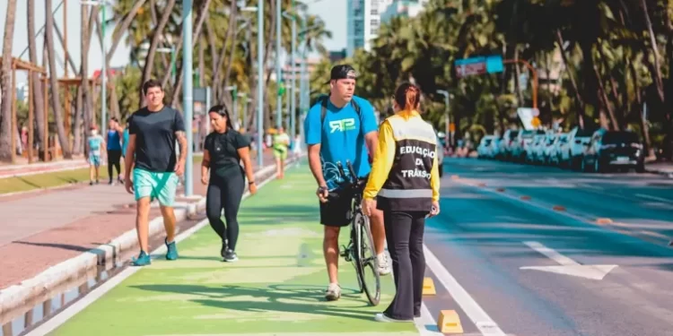 Câmara de Maceió aprova audiência pública sobre impactos da Faixa Verde na orla