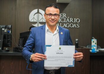 Prefeito Elisson Santos é diplomado e promete continuidade do progresso em Passo de Camaragibe
