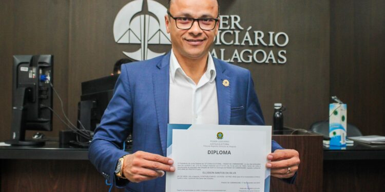 Prefeito Elisson Santos é diplomado e promete continuidade do progresso em Passo de Camaragibe