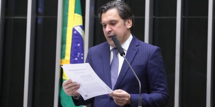 DEPUTADO ISNALDO BULHÕES MANTÉM BPC VIVO E AJUSTE DO SALÁRIO MÍNIMO