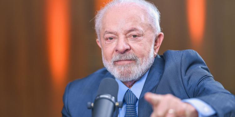 Lula encaminha 17 indicações para agências reguladoras ao Senado