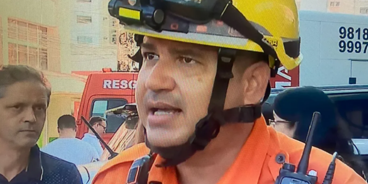 ‘Fizemos o possível para salvar as vítimas’, diz bombeiro sobre incêndio em hotel na Pajuçara