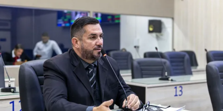 Leonardo Dias critica gestão de Paulo Dantas e aponta violência como reflexo da negligência do governo estadual
