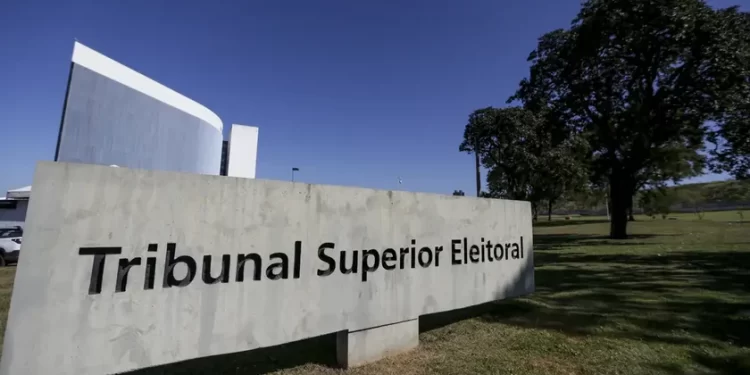 Eleições 2024 marcam renovação etária e maior diversidade entre eleitos no Brasil