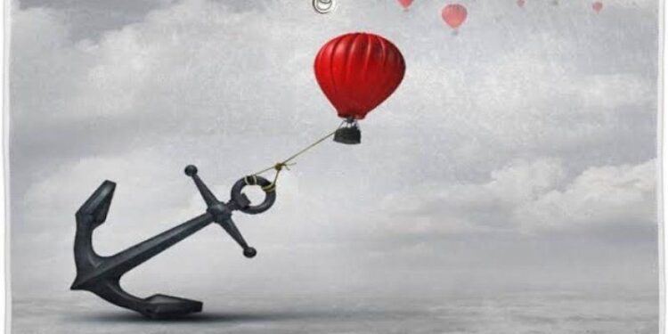 O balão que sobe e a âncora que afunda