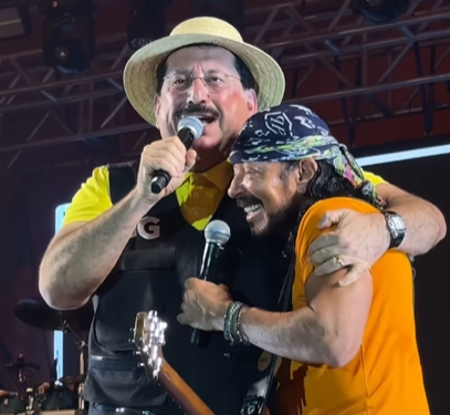 Bell Marques se emociona ao lado de ex-prefeito de Rio Largo durante primeiro Festival de Verão no município