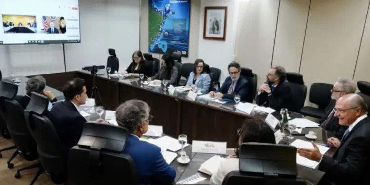 Brasil busca diálogo com os EUA após aumento de tarifas sobre aço e alumínio