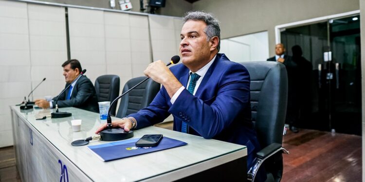 Samyr Malta aborda normas de acompanhamento da SEMED