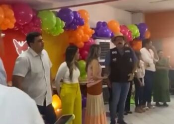 Saia justa em Rio Largo: ex-prefeito Gilberto Gonçalves aparece em evento com o prefeito Carlos Gonçalves sem ser convidado