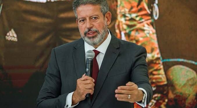 Arthur Lira assumirá controle da federação PP-União Brasil em Alagoas