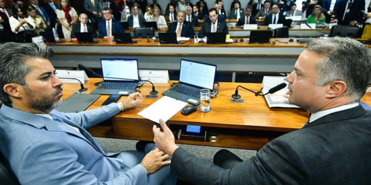 Ministro Renan Filho apresenta balanço das ações do Ministério dos Transportes em audiência pública