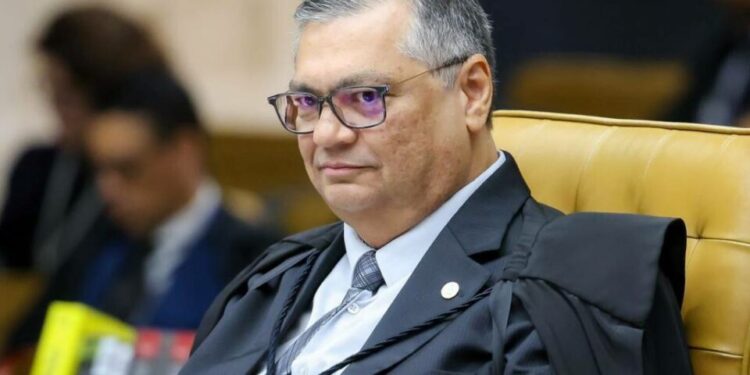 “Rocambole do inferno”: ofensas online viram alerta sobre o discurso de ódio, diz Flávio Dino no STF