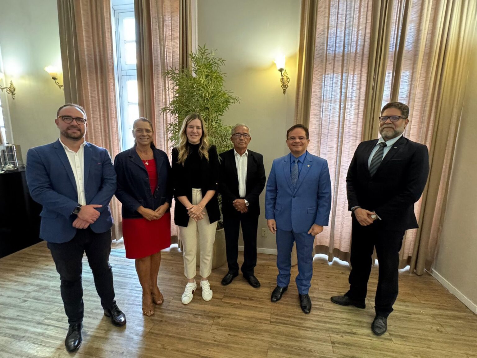 Aprovado Projeto de lei que cria Dia Estadual do Sistema S, de autoria da deputada Cibele Moura