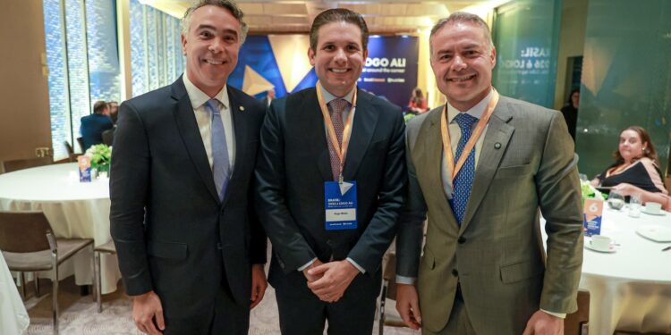 Rafael Brito compõe comitiva que apresenta investimentos para o desenvolvimento do Brasil em Nova Iorque