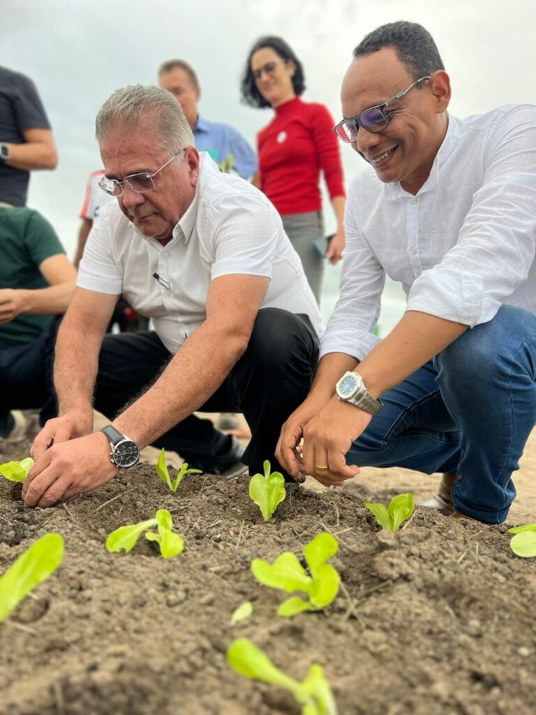 São Miguel dos Campos investe em agricultura sustentável com lançamento de hortas urbanas e apoio a famílias do campo
