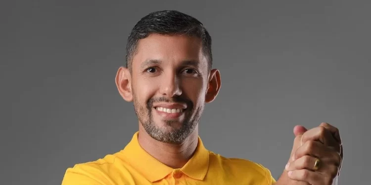 Prefeito de Olivença assina ordem de serviço para obras em Lagoa dos Bois