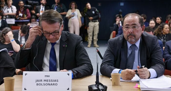 Estratégia da defesa de Bolsonaro mira “memória seletiva” de Mauro Cid em interrogatório do STF