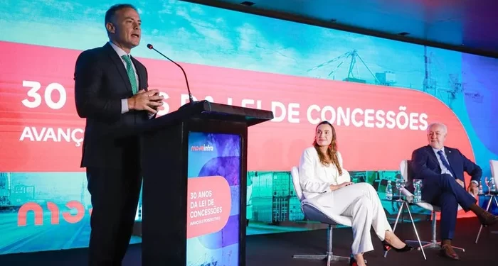 Renan Filho volta a ganhar força como nome para vice de Lula em 2026