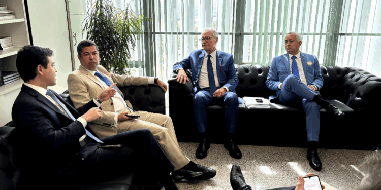 Sindicato dos Advogados de Alagoas intensifica diálogo em Brasília para aprovação do PL 4830