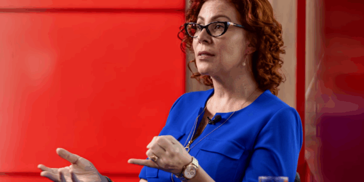 CCJ escolhe deputado Diego Garcia como relator do processo de cassação de Carla Zambelli