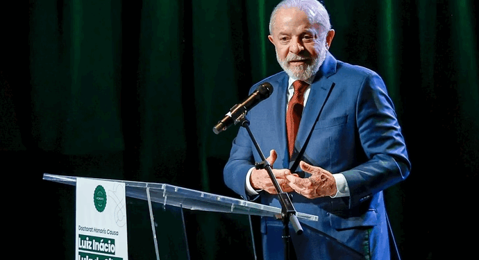 Lula diz a pai de Juliana que Itamaraty vai trazer corpo da Indonésia